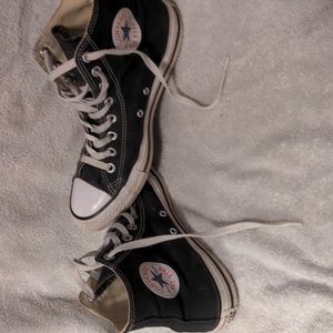Converse Chuck Taylor All-Star, High-top canvas sneakers; Men's 8, Women's 10